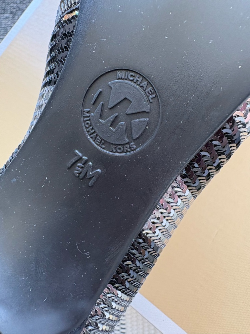 Michael Kors Black and Silver Mid Flex Pump Sequin Dress Heel - Picture 7 of 8